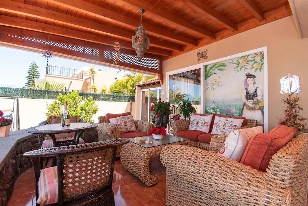 Villa Romantica. Wonderful 4 Bedroom Villa. Costa Adeje  Spain