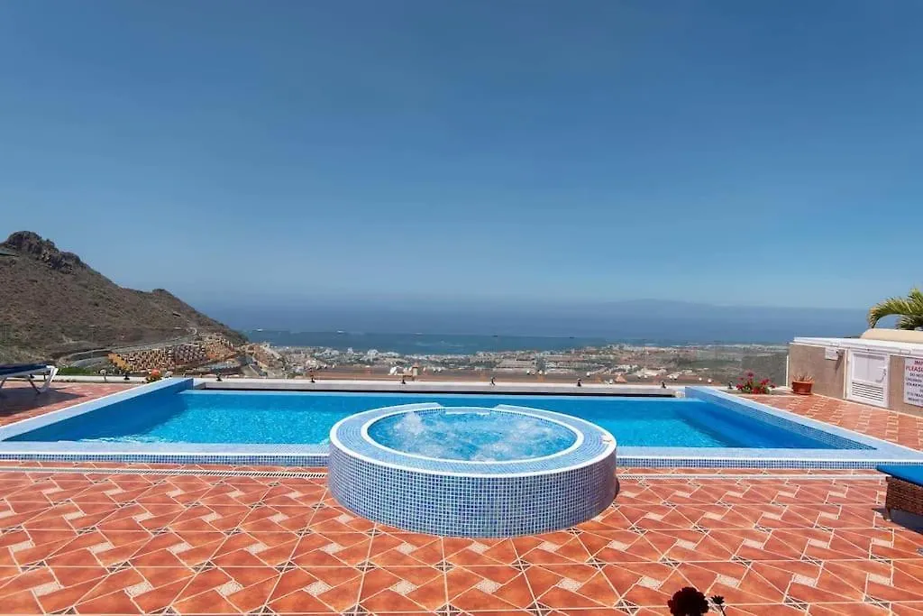 Villa Romantica. Wonderful 4 Bedroom Villa. Costa Adeje  Spain