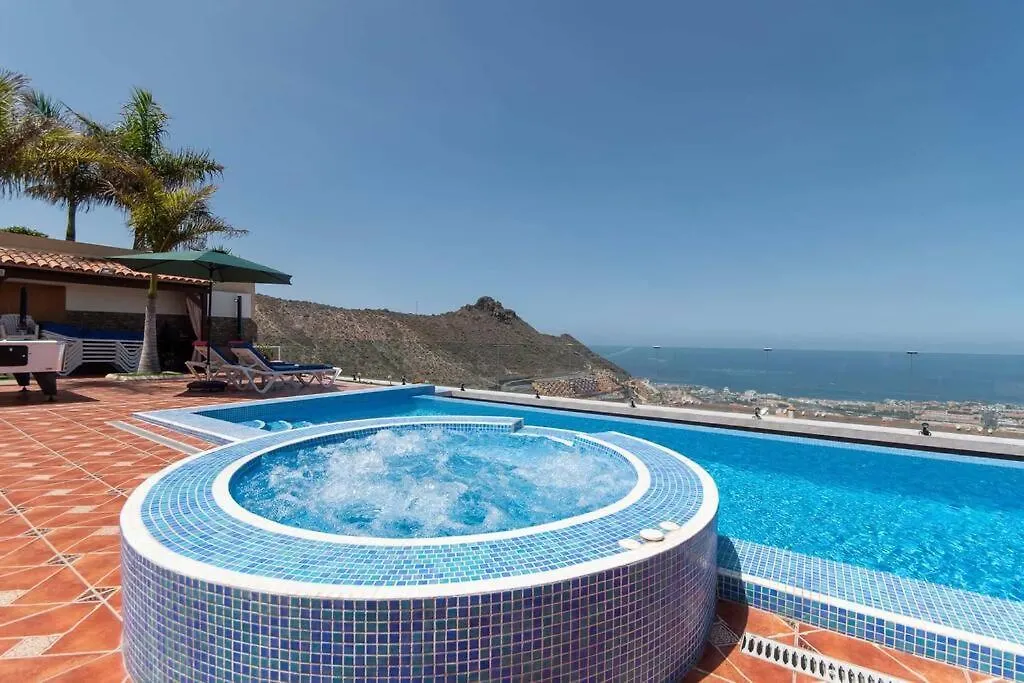 Villa Romantica. Wonderful 4 Bedroom Villa. Costa Adeje