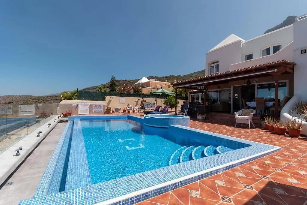Villa Romantica. Wonderful 4 Bedroom Villa. Costa Adeje